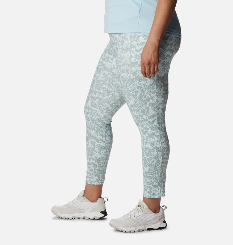 Women's Columbia Weekend Adventure 7/8 Leggings Camo | Plus Size CA-N3145